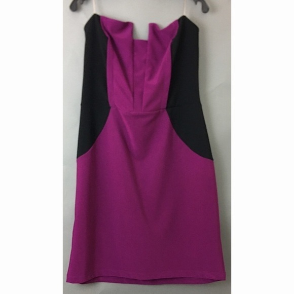 Strapless Magenta Dress with Black Side Panel - Picture 1 of 3
